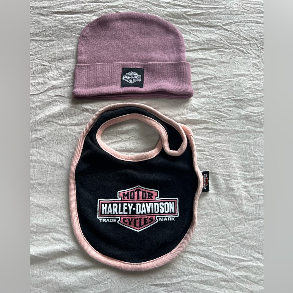 Harley-Davidson Kids Bib and Beanie Set in‎ Pink and Black